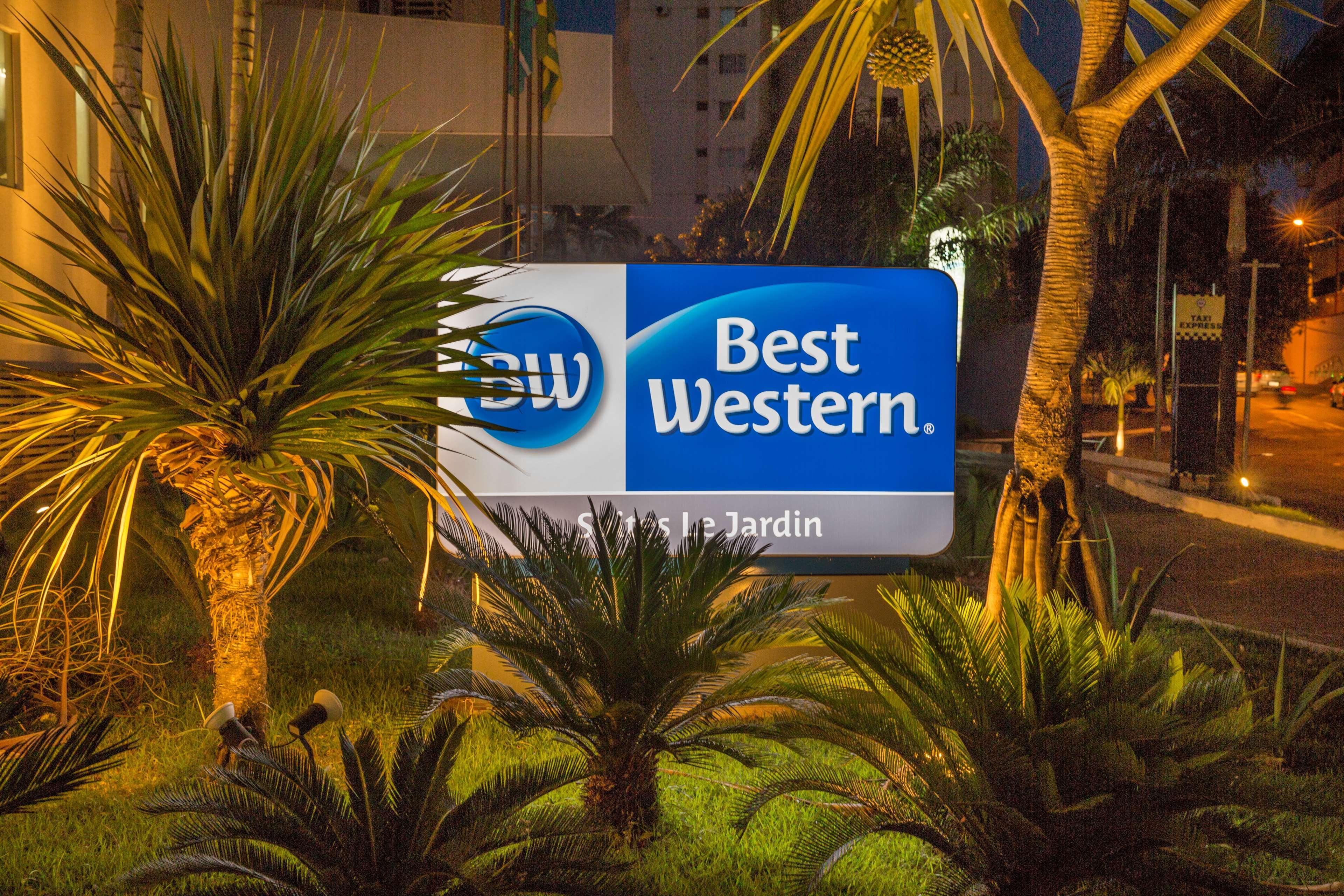 Best Western Suites Le Jardin Калдас-Новас Экстерьер фото